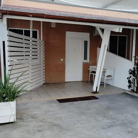 Biancopineta Marina Bed and breakfast 3*