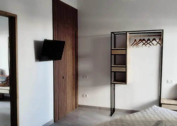 Bed and Breakfast Biancopineta Marina