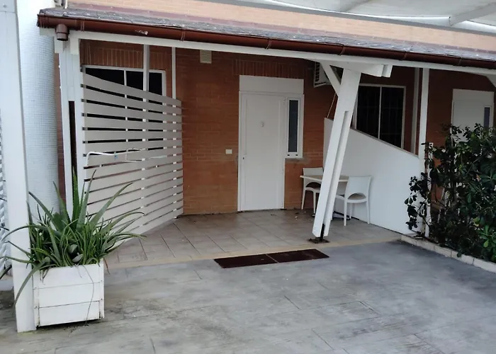 Biancopineta Marina Bed and Breakfast 3*